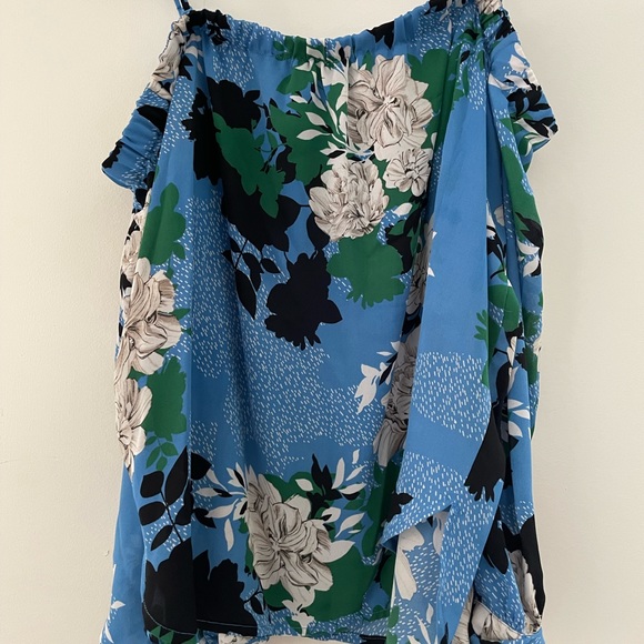 👚 INC International👚 Concepts Blouse Size Medium - Picture 4 of 9